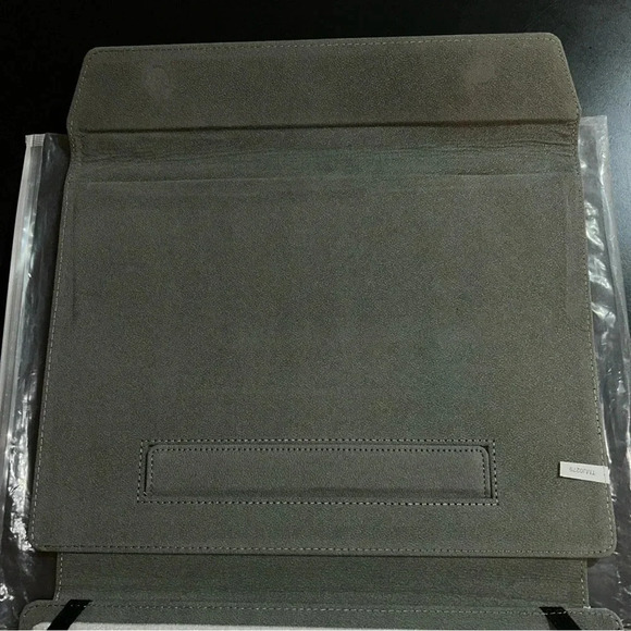 Outer Space Folding Case for Use with Chromebook 11 G5-11.6” (NEW) - Picture 6 of 8